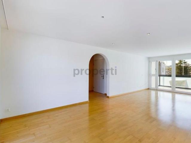 Wohnung kaufen in Muhen, Aargau