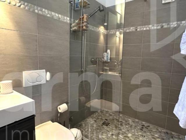 Wohnung kaufen in Trélex, Waadt