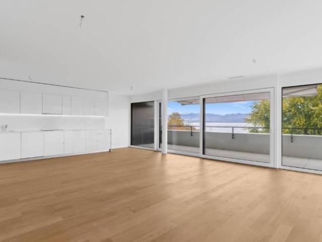 Wohnung kaufen in Rolle, District de Nyon
