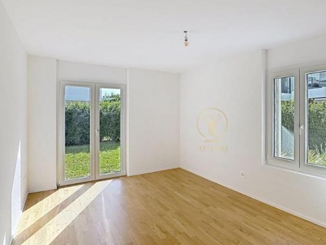 Wohnung kaufen in Etoy, Waadt