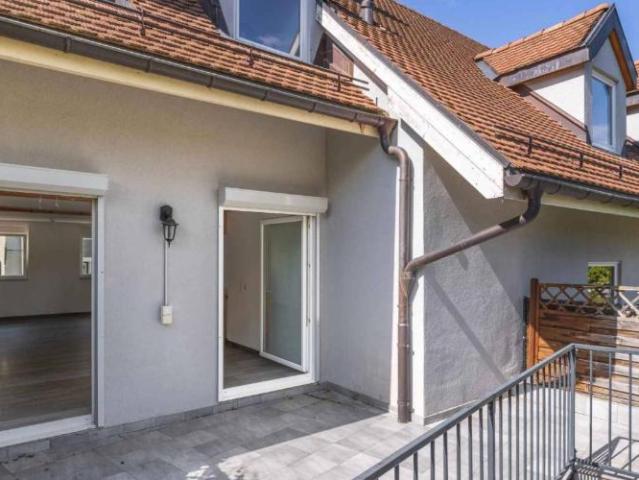 Wohnung kaufen in Perroy, Waadt