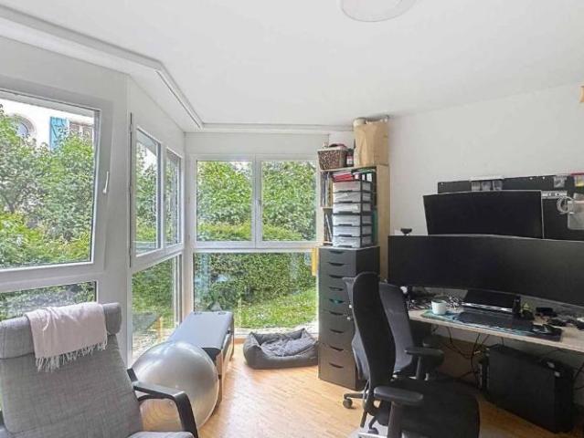 Wohnung kaufen in Gland, Waadt
