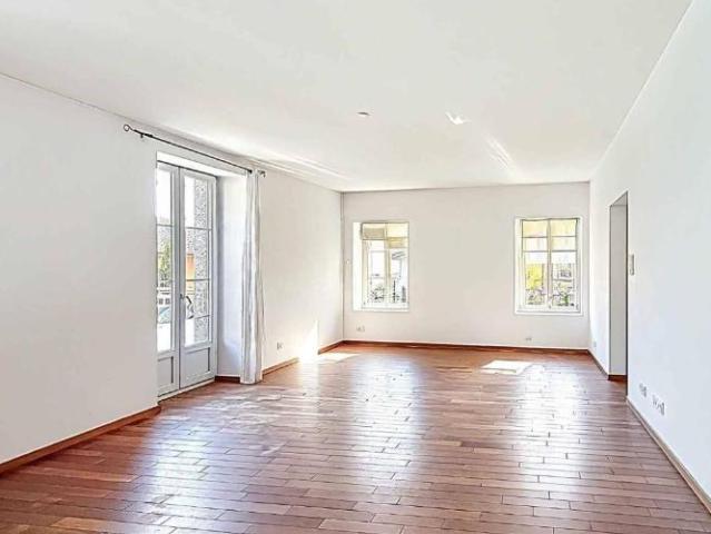 Wohnung kaufen in Crans-près-Céligny, Waadt