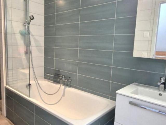 Wohnung kaufen in Chessel, Waadt