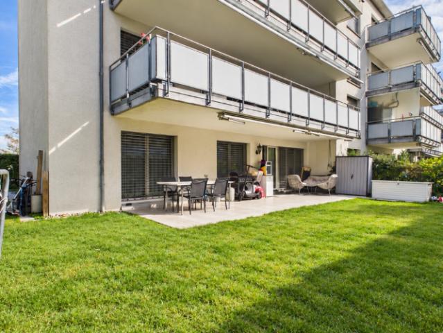 Wohnung kaufen in Dietlikon, Bezirk Bülach