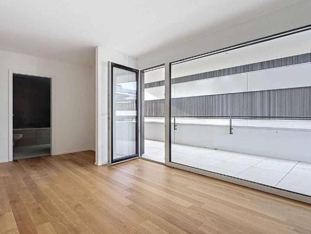 Wohnung kaufen in Rolle, Waadt