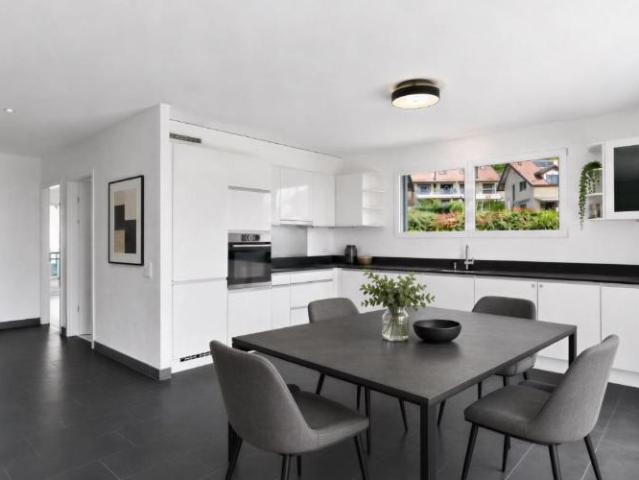 Wohnung kaufen in Yens, Waadt