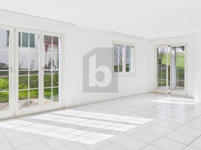 Wohnung kaufen in Niederhasli, Zürich