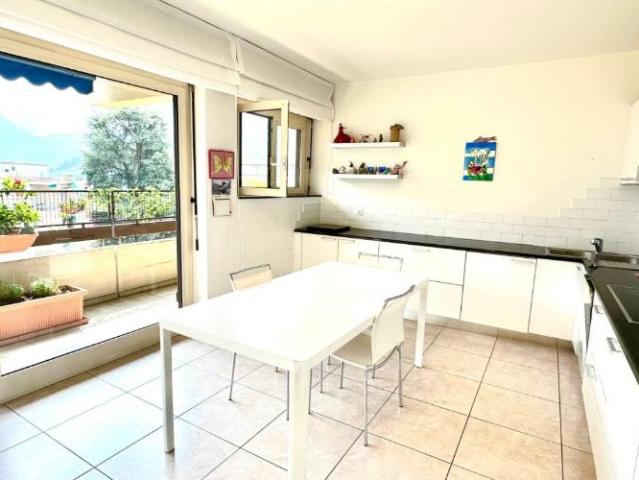 Wohnung kaufen in Aldesago, Tessin