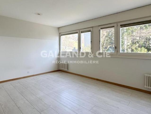 Wohnung mieten in Pully, Waadt
