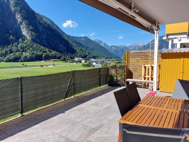 Wohnung kaufen in Maurach, Buch in Tirol