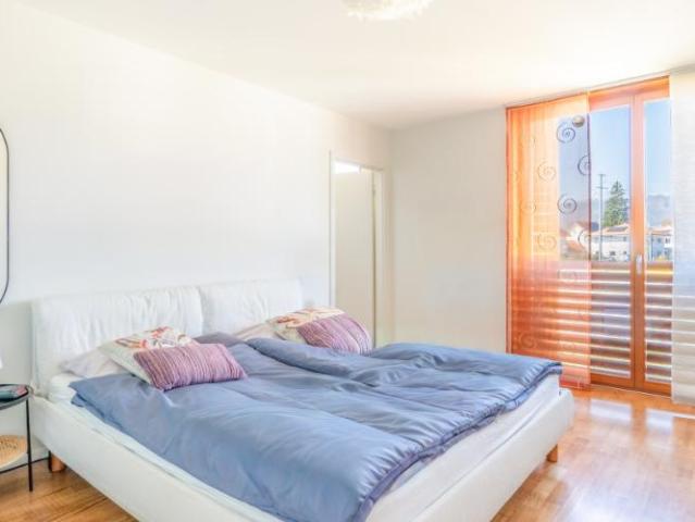 Wohnung kaufen in Bursinel, Waadt