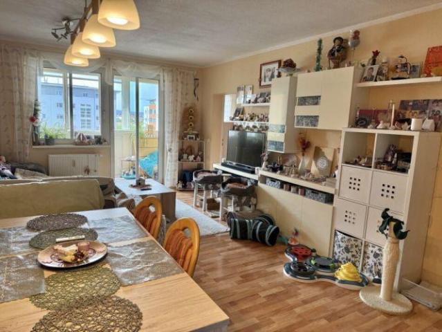 Wohnung kaufen in Raffelstetten, Asten