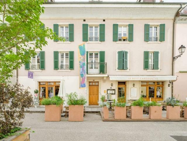 Attikawohnung kaufen in Carouge (GE)