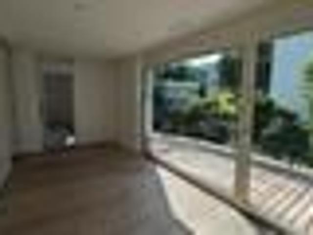 Apartment mieten in Einigen, Zürich