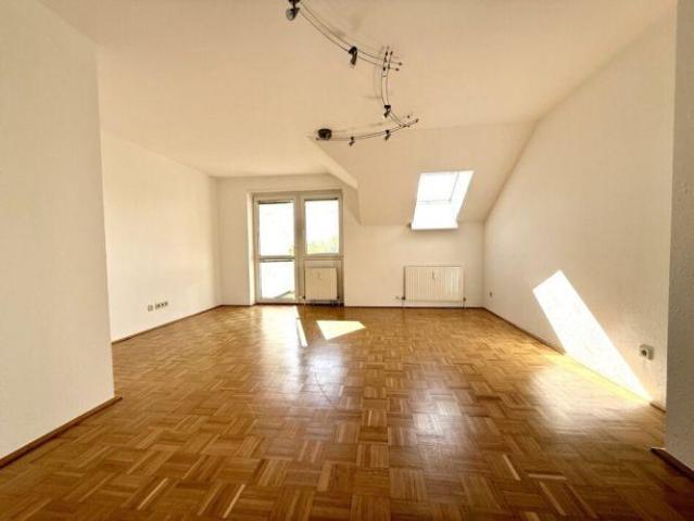 Wohnung kaufen in Industriegebiet-Hafen, Linz