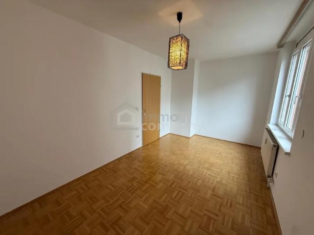 Wohnung kaufen in Industriegebiet-Hafen, Linz
