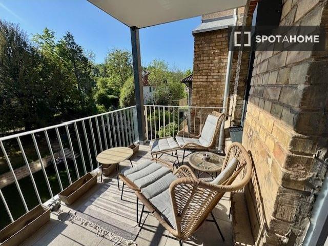 Apartment mieten in Uhlandshöhe, Stuttgart