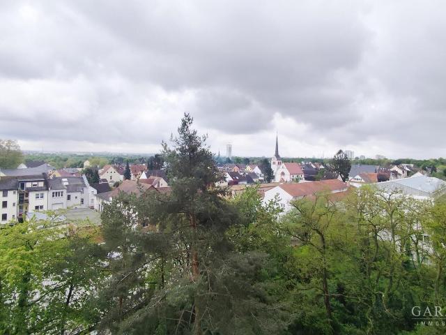 Etagenwohnung kaufen in Frankfurt am Main, Sossenheim