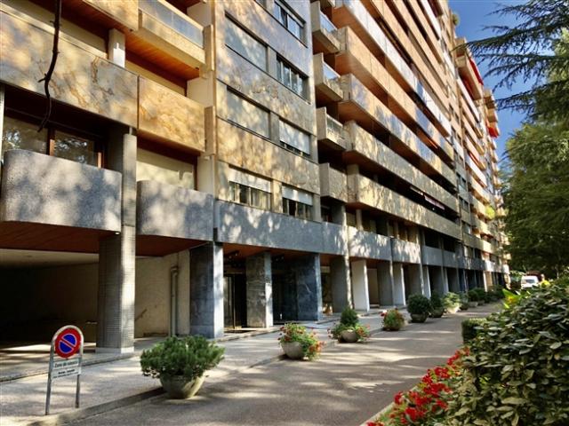 Wohnung kaufen in Cologny