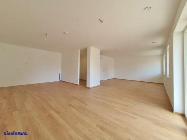 Wohnung kaufen in Strasshof an der Nordbahn, Niederösterreich
