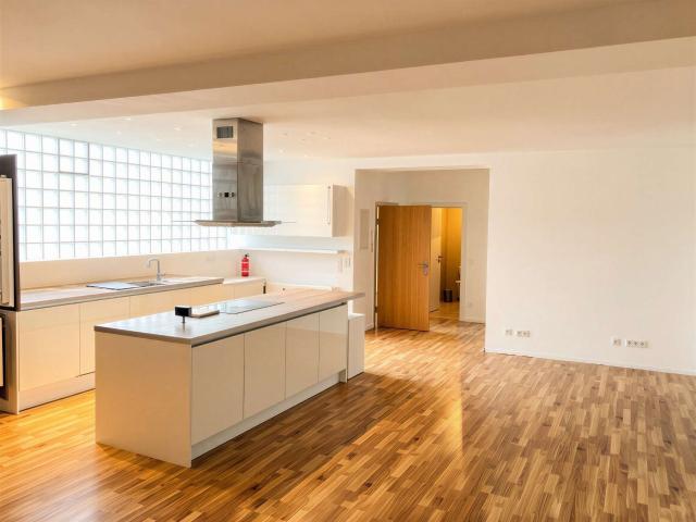 Wohnung kaufen in Pfersee, Augsburg