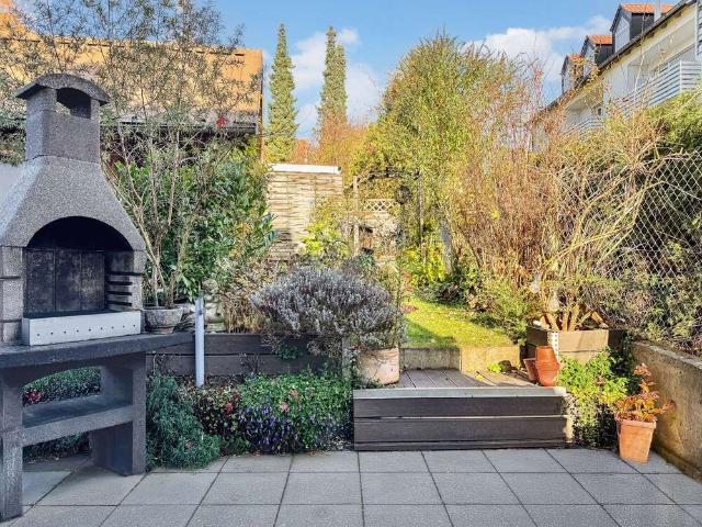 Wohnung kaufen in Aystetten, Bayern