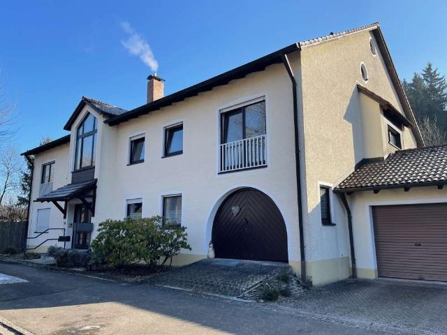 Wohnung kaufen in Aystetten, Bayern