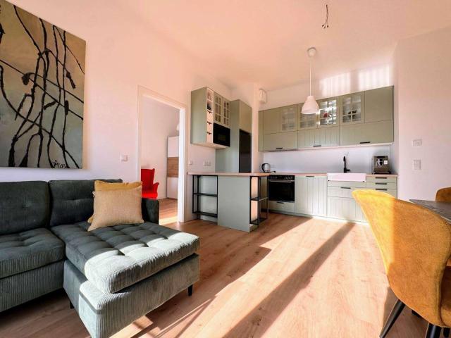 Wohnung kaufen in Rotes Viertel, Berlin