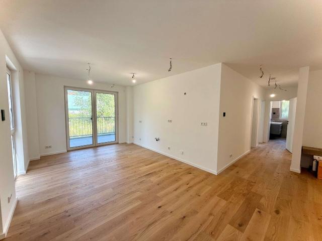 Wohnung kaufen in Wilhelmstadt, Berlin