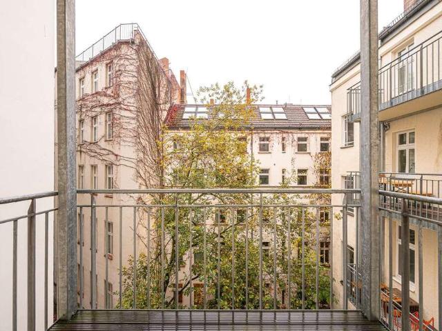 Wohnung kaufen in Helmholtzkiez, Berlin