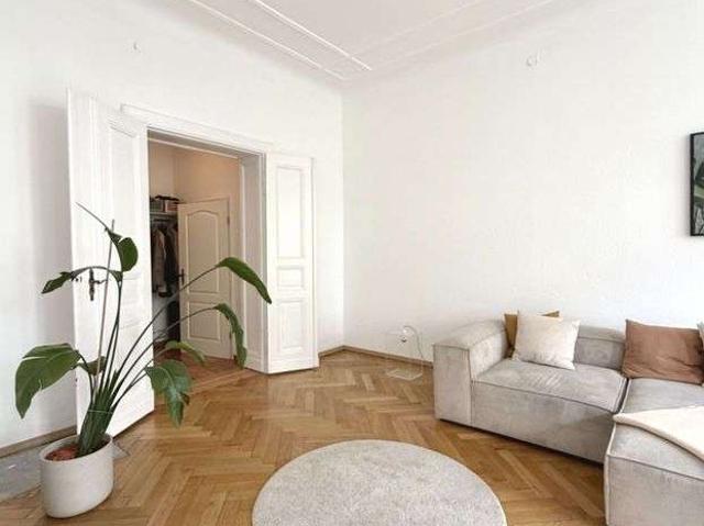 Wohnung kaufen in Treptow–Köpenick, Berlin