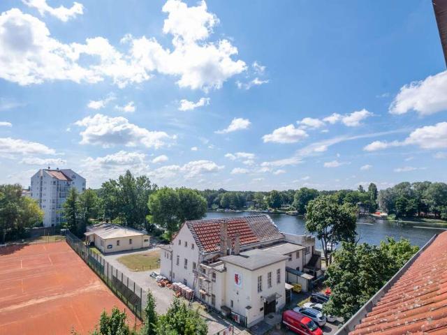 Wohnung kaufen in Treptow–Köpenick, Berlin