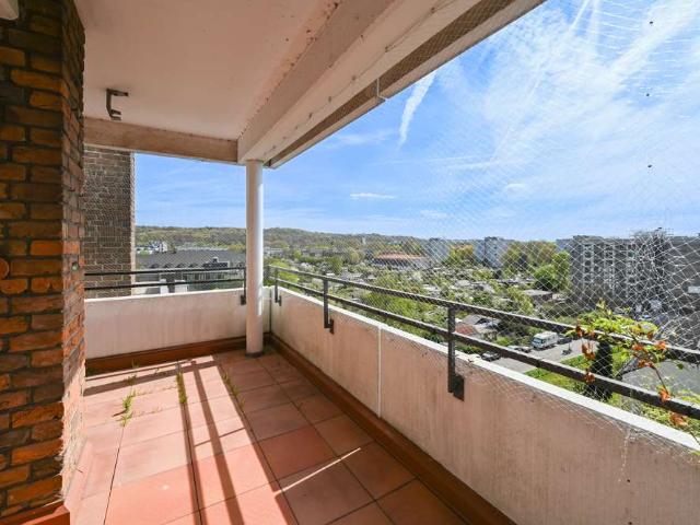 Wohnung kaufen in Rath, Düsseldorf