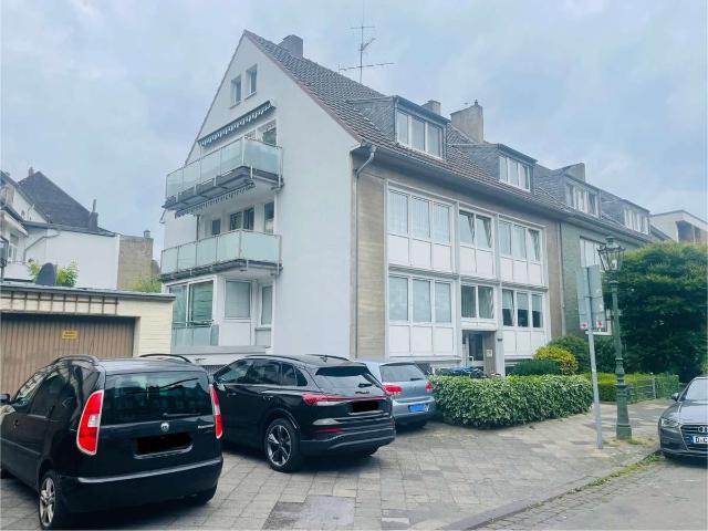 Etagenwohnung kaufen in Düsseldorf, Niederkassel