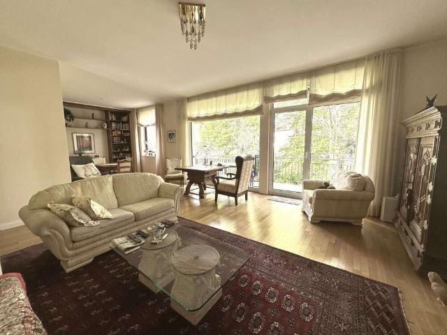 Wohnung kaufen in Niederkassel, Düsseldorf
