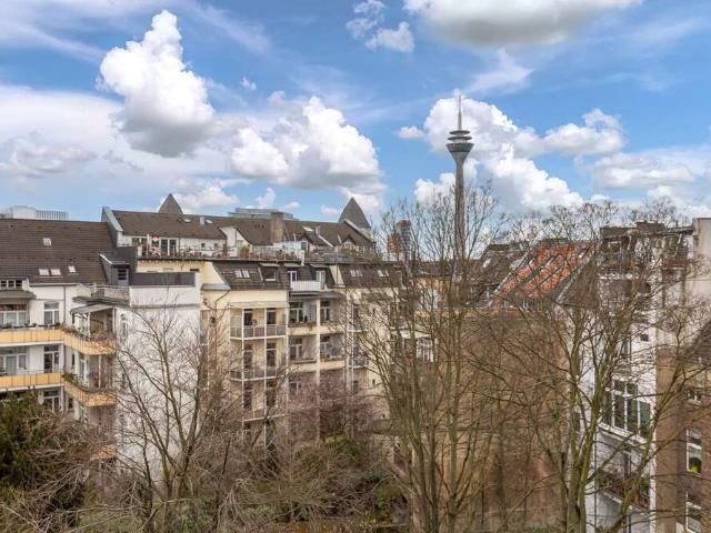 Etagenwohnung kaufen in Düsseldorf, Bilk