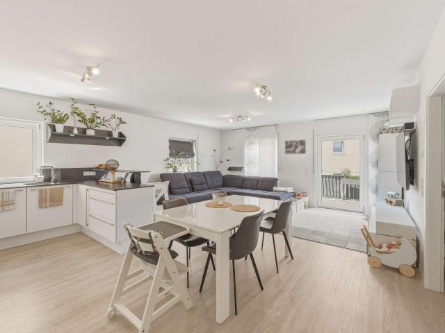 Wohnung kaufen in Eningen, Baden-Württemberg