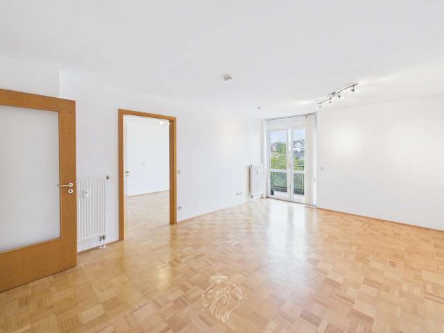 Wohnung kaufen in Altort, Höchberg