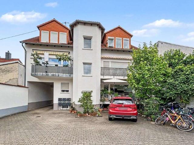 Wohnung kaufen in Hochheim, Hessen
