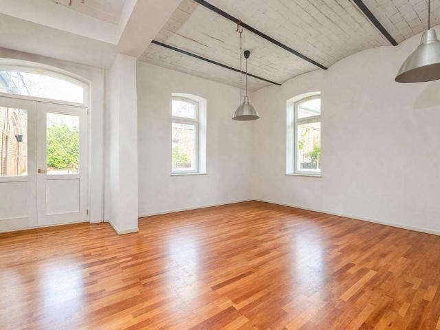 Wohnung kaufen in Dahlwitz-Hoppegarten, Brandenburg