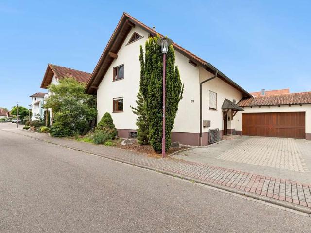 Wohnung kaufen in Karlsdorf-Neuthard, Baden-Württemberg