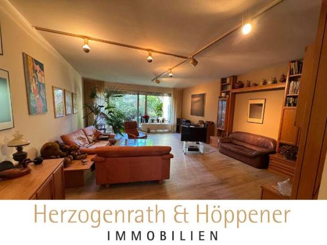 Wohnung kaufen in Lindenthal, Köln