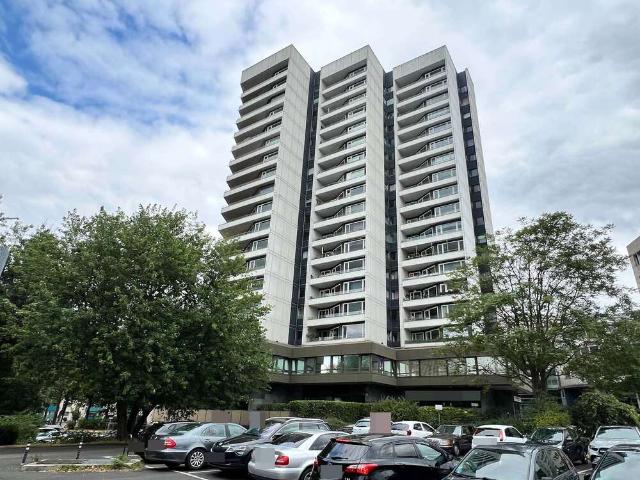 Wohnung kaufen in Mülheim, Köln
