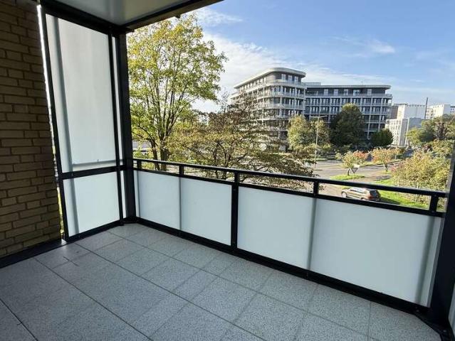 Wohnung kaufen in Mülheim, Köln