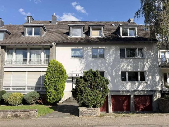 Wohnung kaufen in Lindenthal, Köln