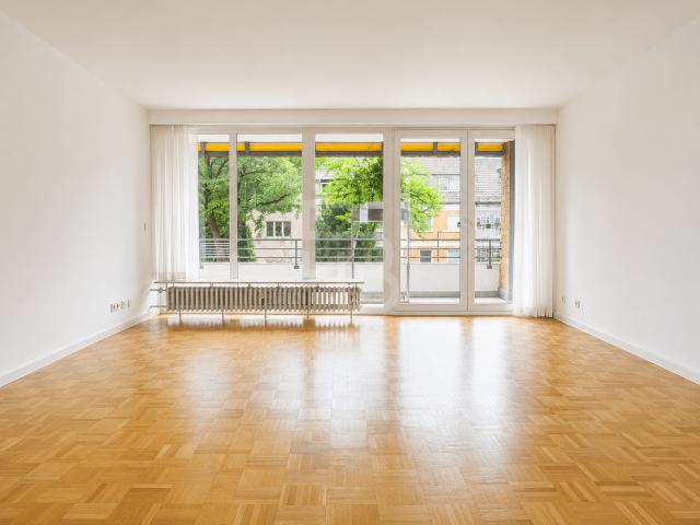 Wohnung kaufen in Hahnwald, Köln