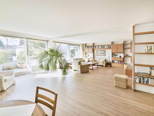 Etagenwohnung kaufen in Köln, Müngersdorf