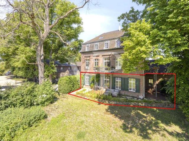 Wohnung kaufen in Hahnwald, Köln