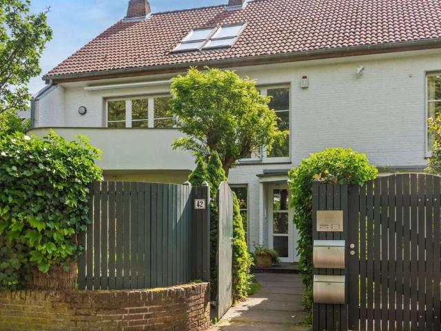 Etagenwohnung kaufen in Köln, Müngersdorf